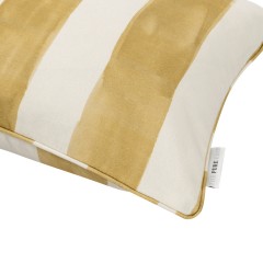 cushion tassa grande gold self piped edge detail