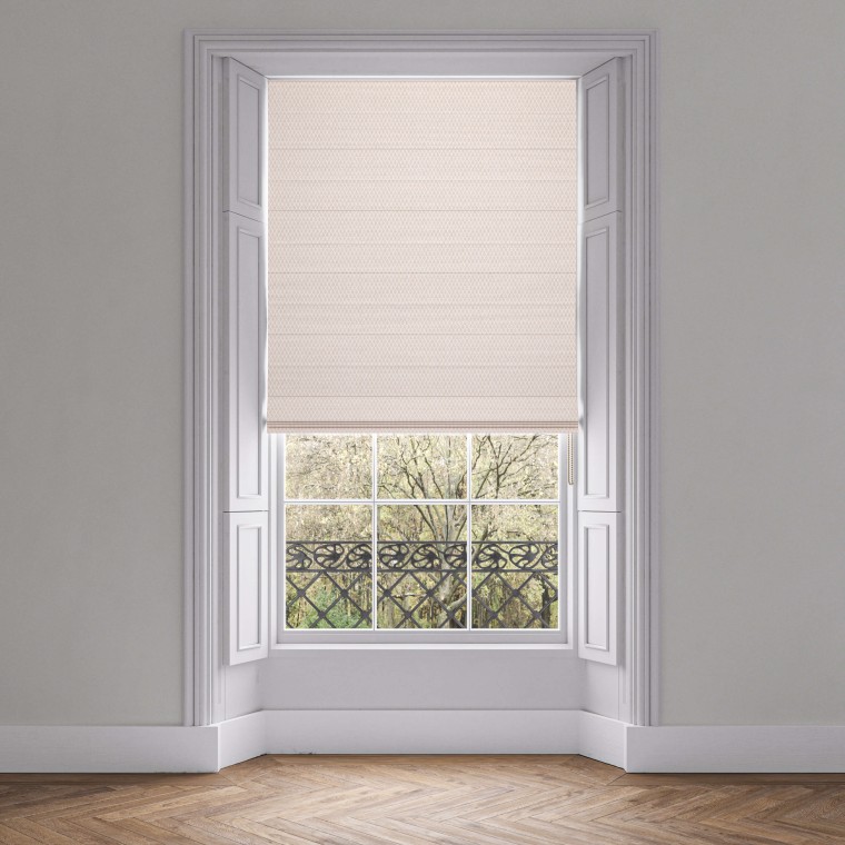 Folia Rose Roman Blind