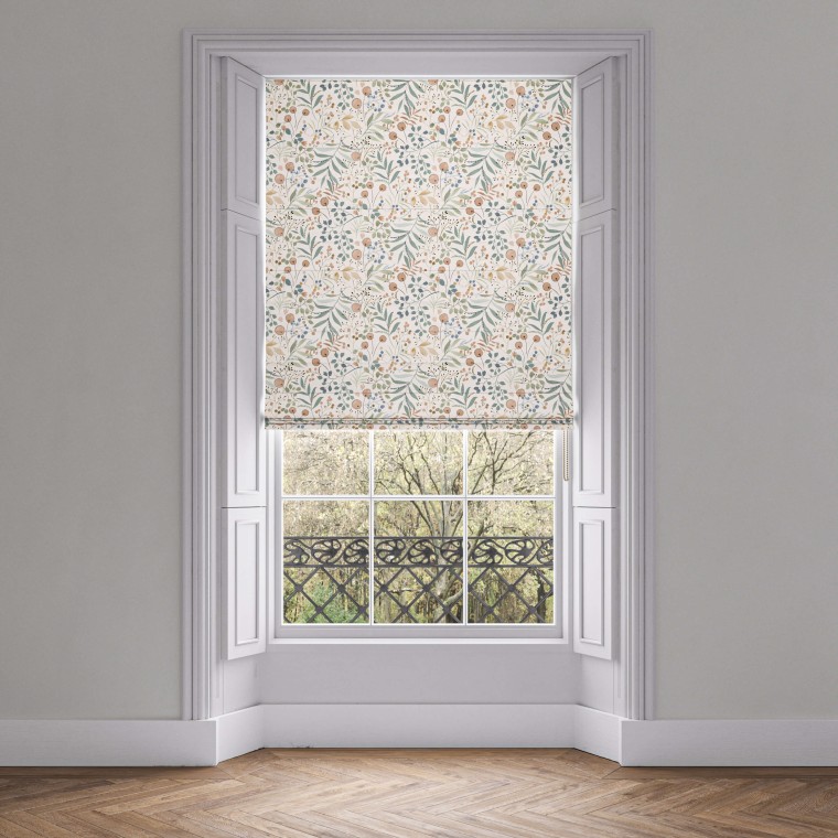 Hina Bay Rose Roman Blind