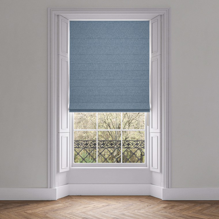 Pascal Marine Roman Blind