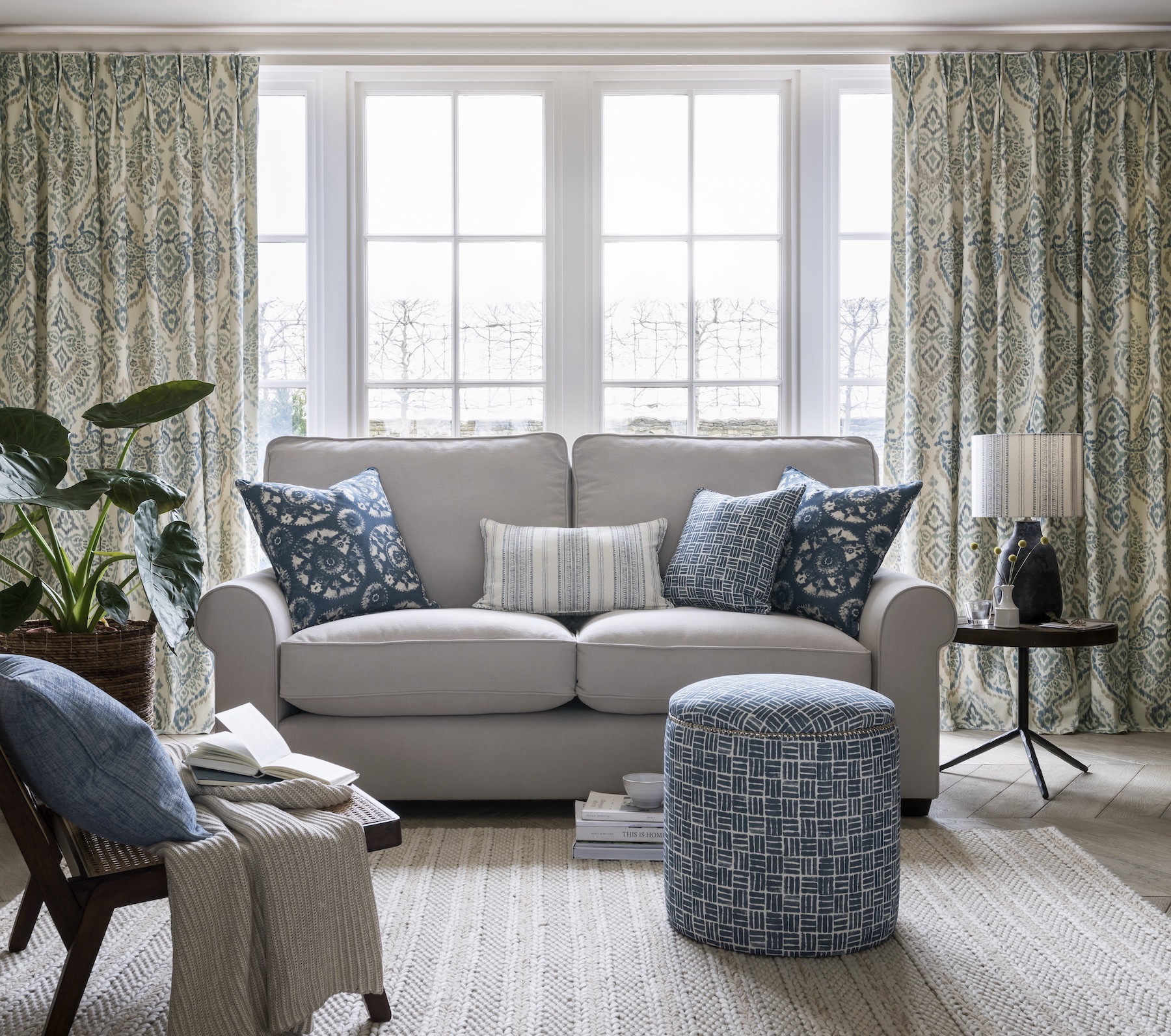 Blue decorating ideas: style rooms with this all-time classic colourway