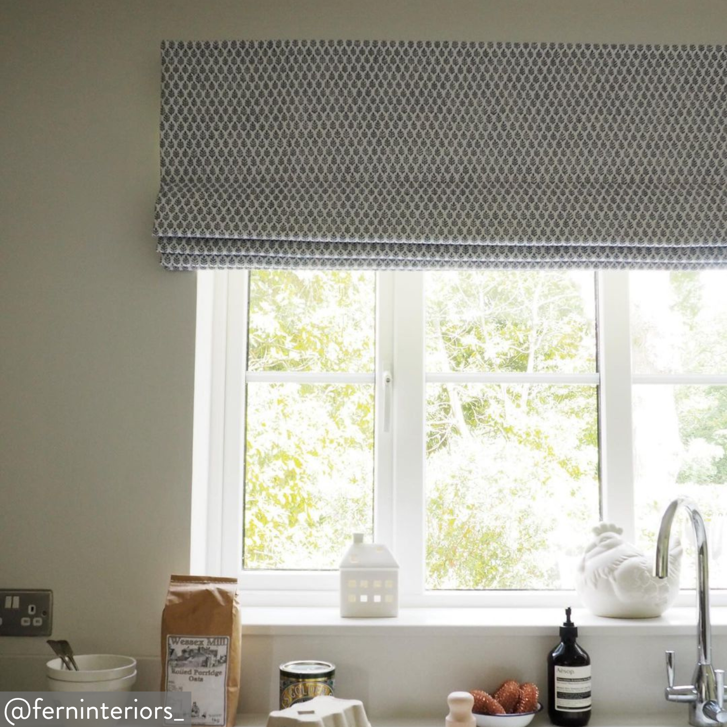 Marra Taupe Wallpaper Marra Taupe Wallpaper